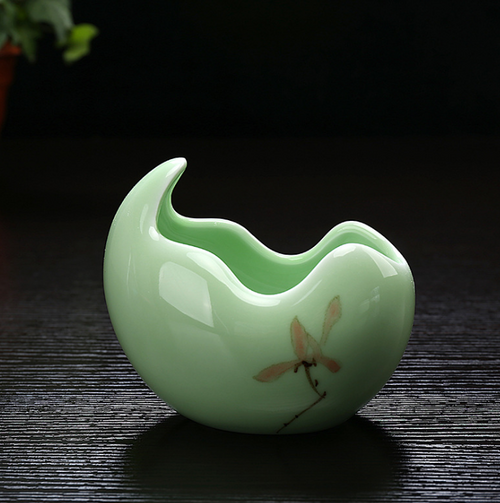 Zhuanghua Porcelain Succulent Plant Pot, Minimalist Design